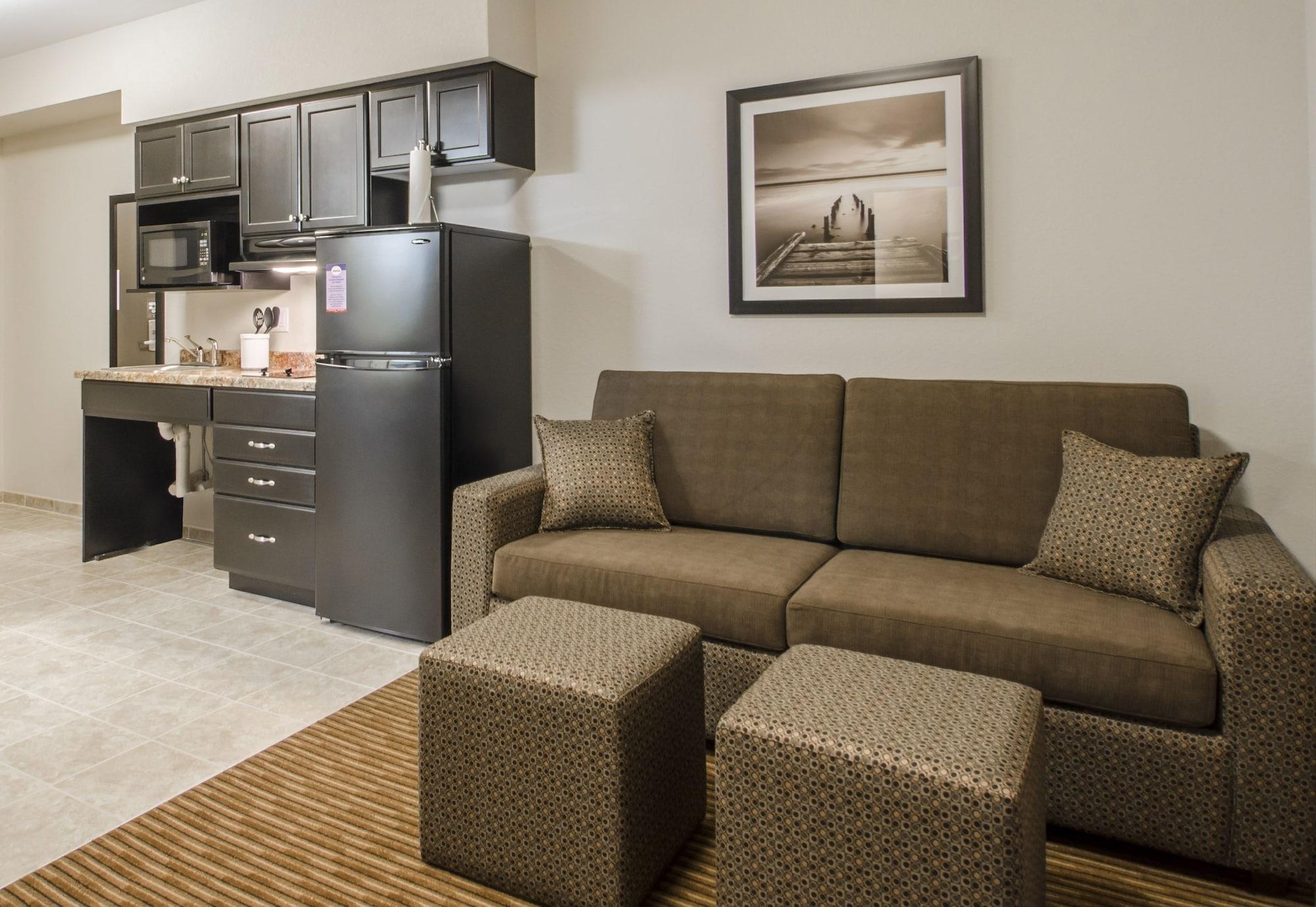 Quality Inn & Suites Estevan Buitenkant foto