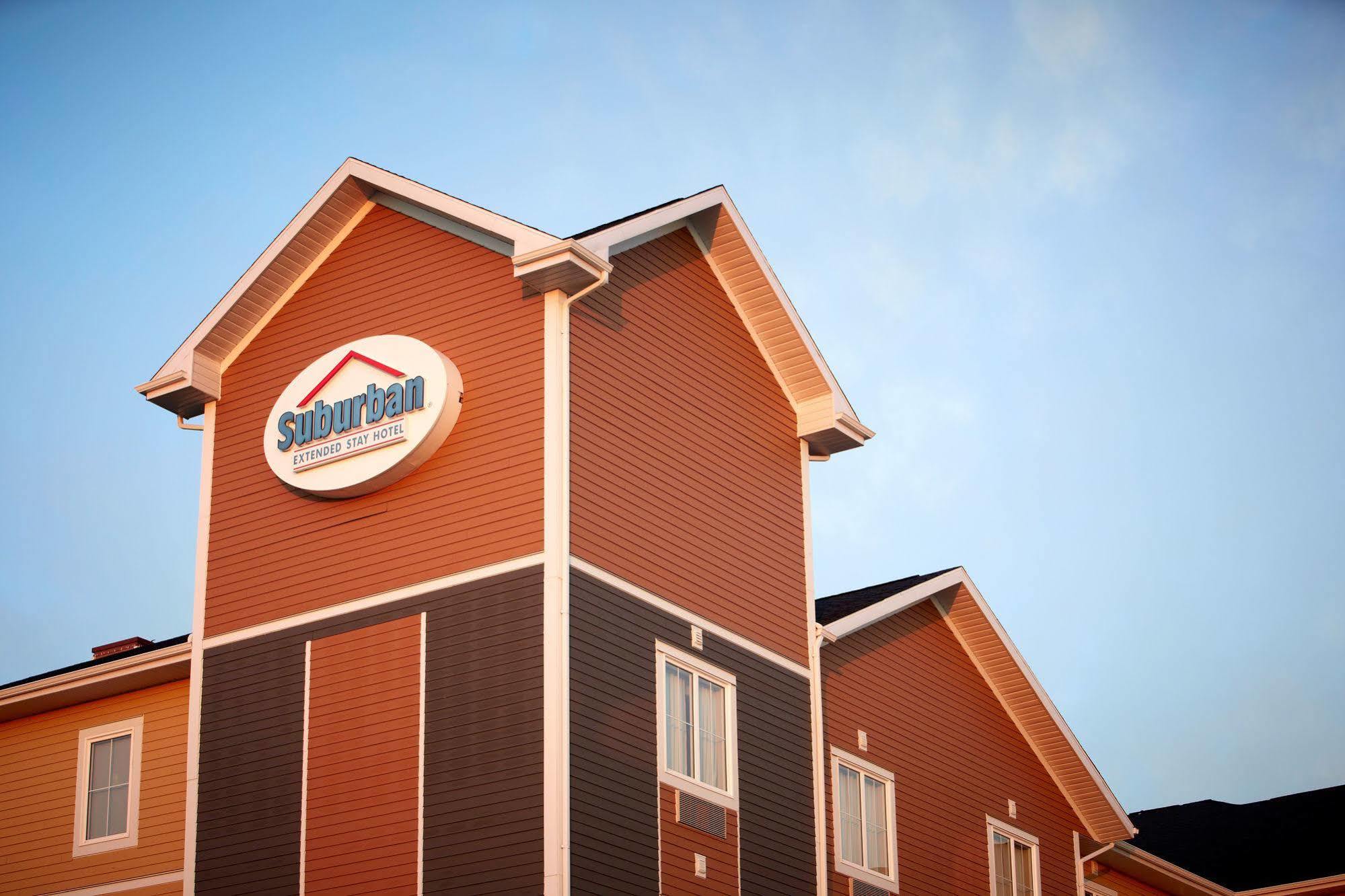 Quality Inn & Suites Estevan Buitenkant foto